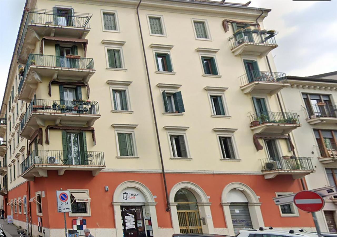 Verona Apartments&Rooms Porta Vittoria Esterno foto